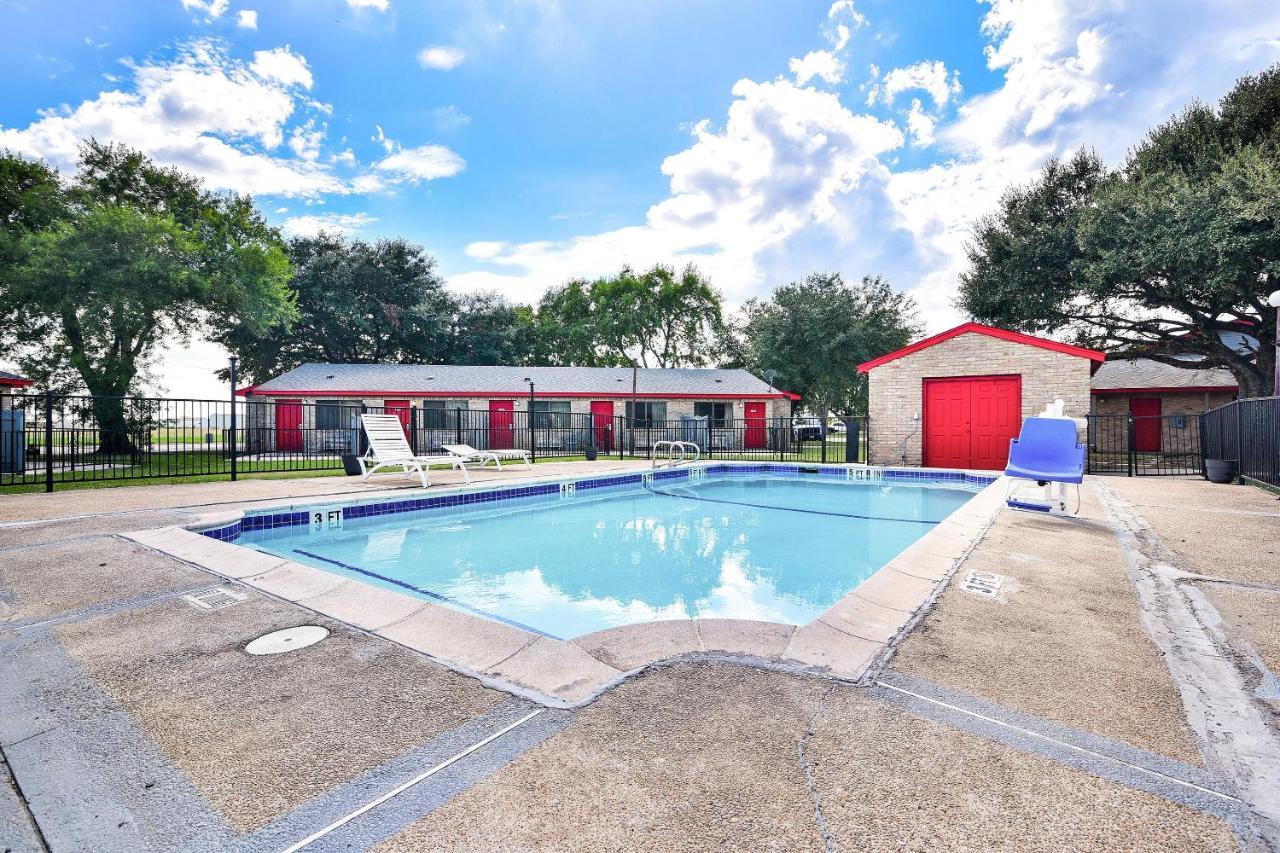 Americas Best Value Inn Lockhart Tx Luaran gambar