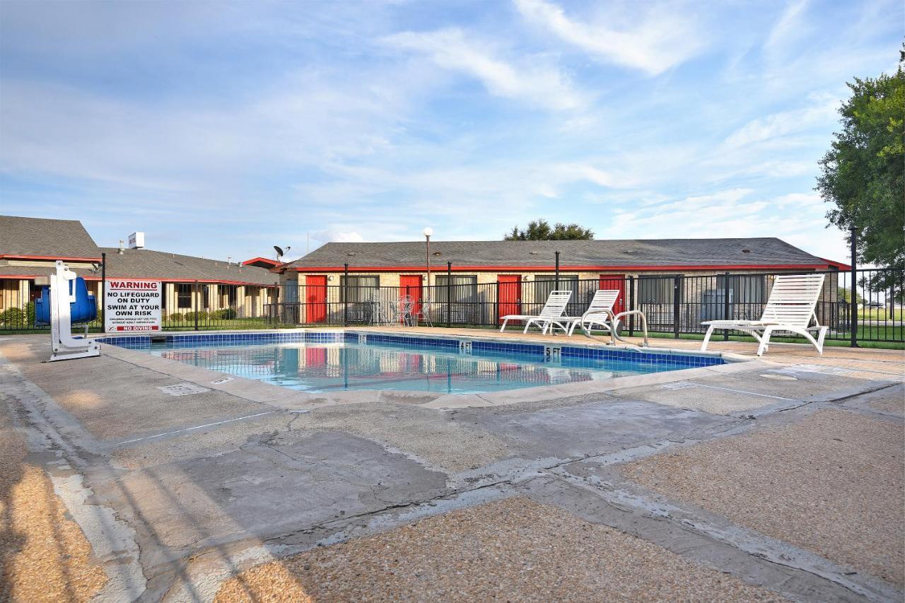 Americas Best Value Inn Lockhart Tx Luaran gambar